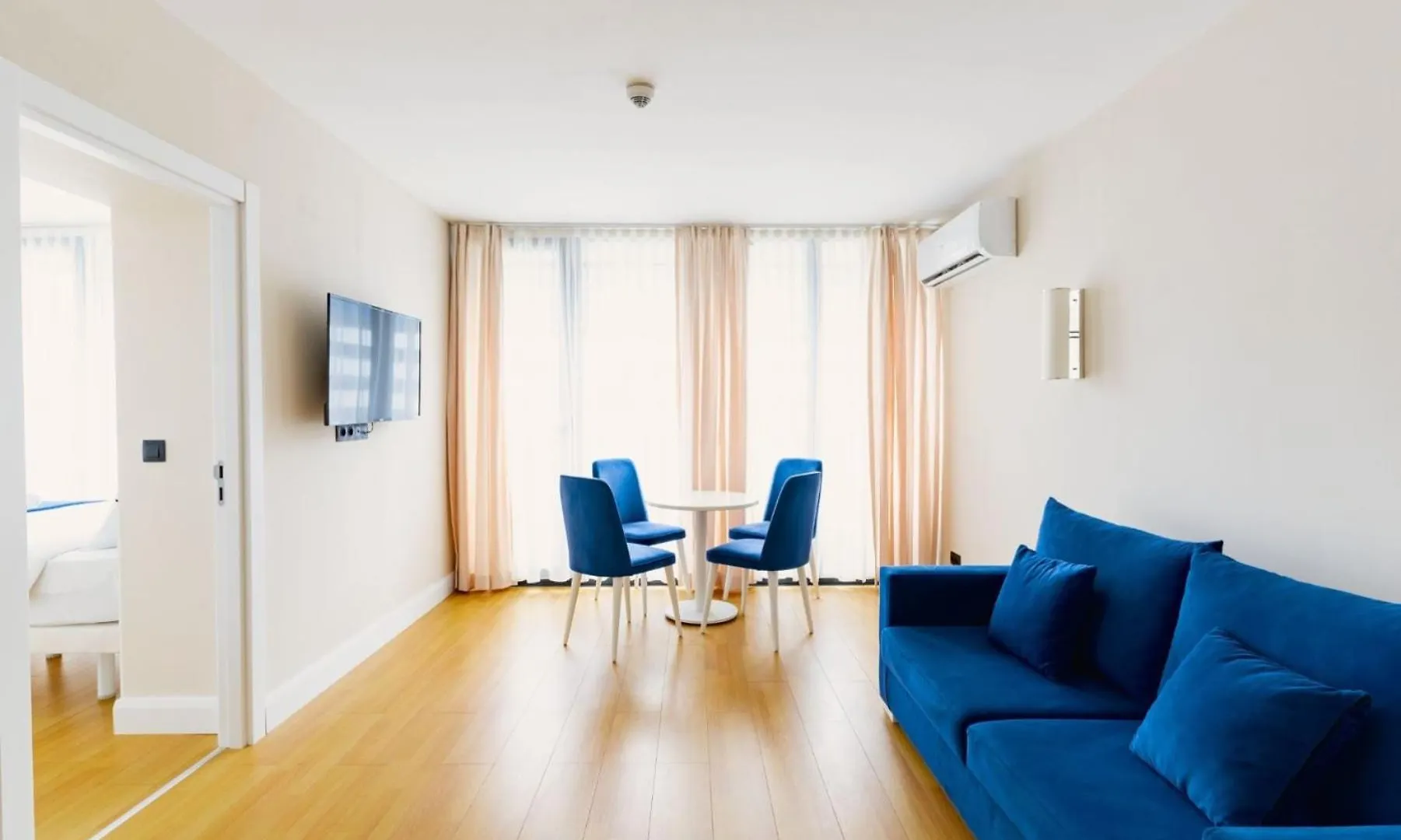 Warm Sea View Aparthotel In Orbi City 바투미 조지아